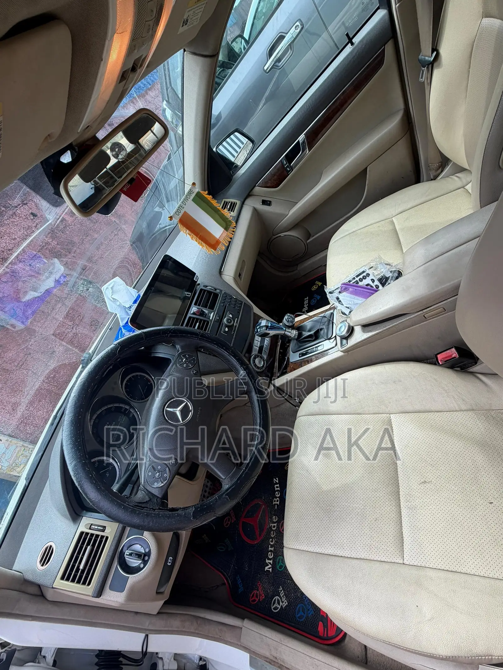 Mercedes-Benz C300 2010 Blanc