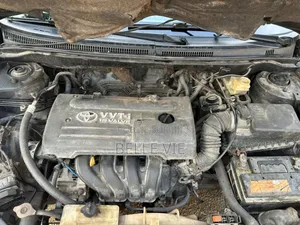 Toyota Corolla 2004 Noir