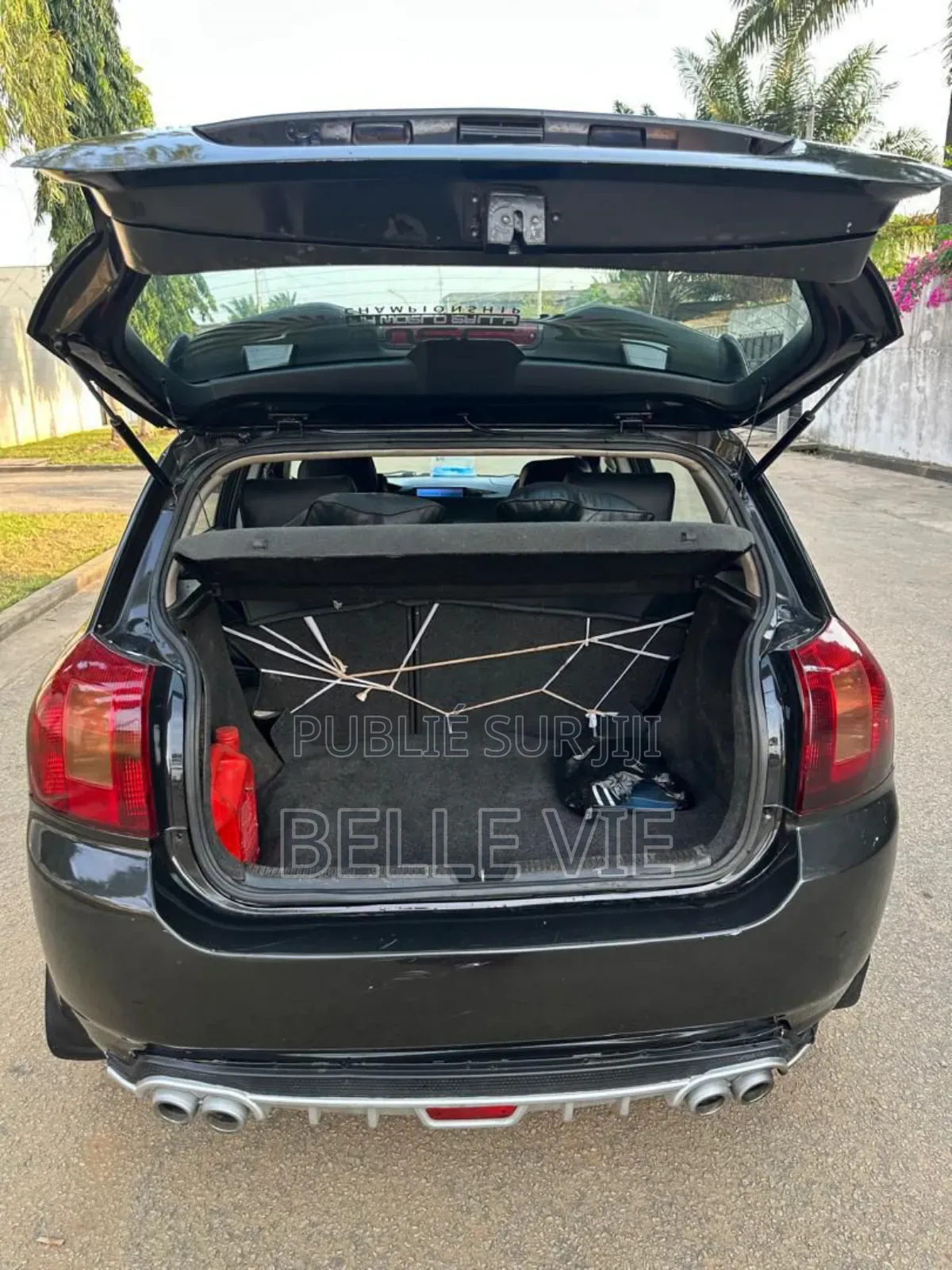 Toyota Corolla 2004 Noir