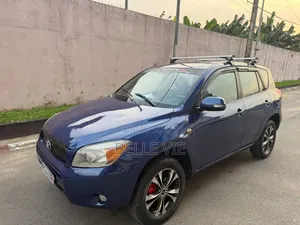 Toyota RAV4 2011 Bleu