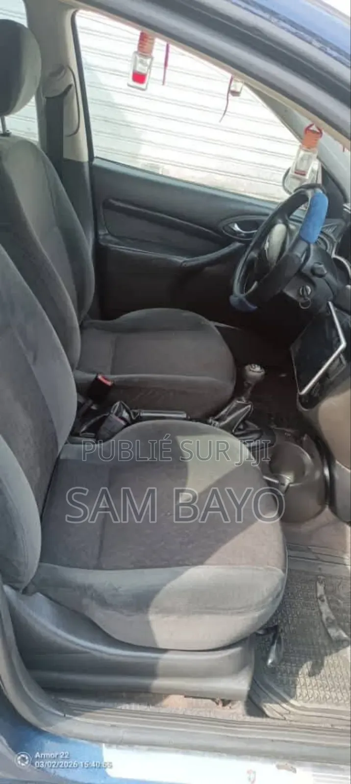 Ford Focus 2001 Bleu