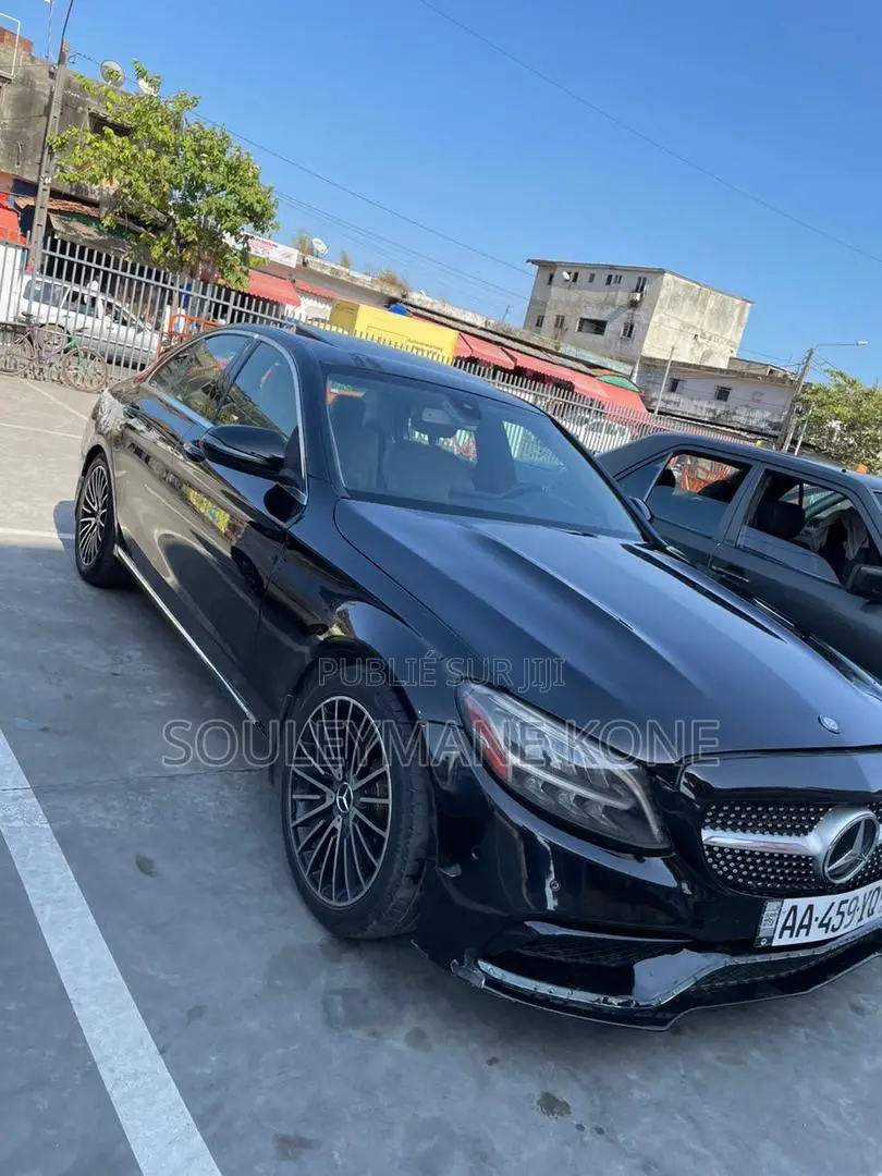 Mercedes-Benz C300 2020 Noir