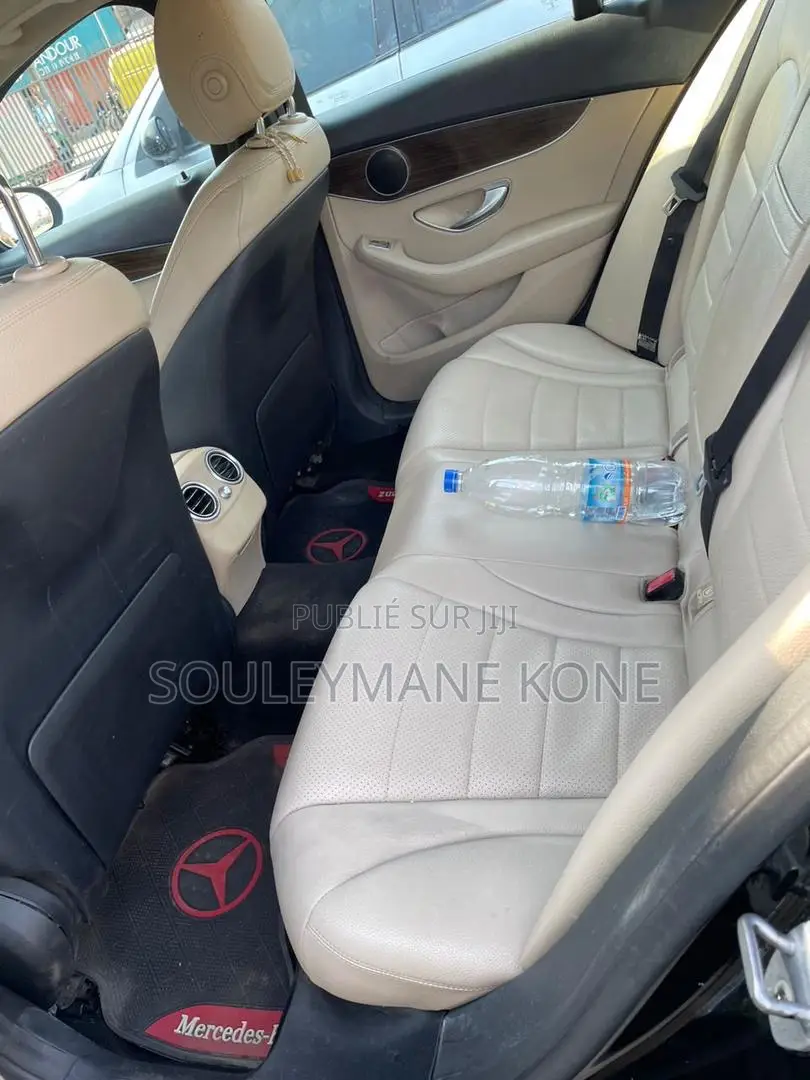 Mercedes-Benz C300 2020 Noir