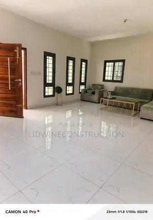 4chbre Duplex dans Cocody à Vendre