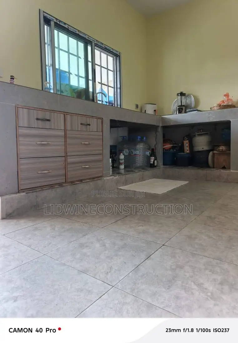 4chbre Duplex dans Cocody à Vendre