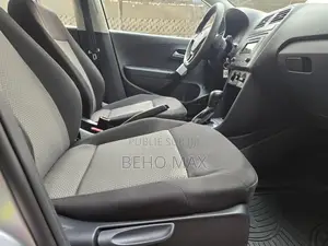 Nouveau Volkswagen Polo 2024 Gris