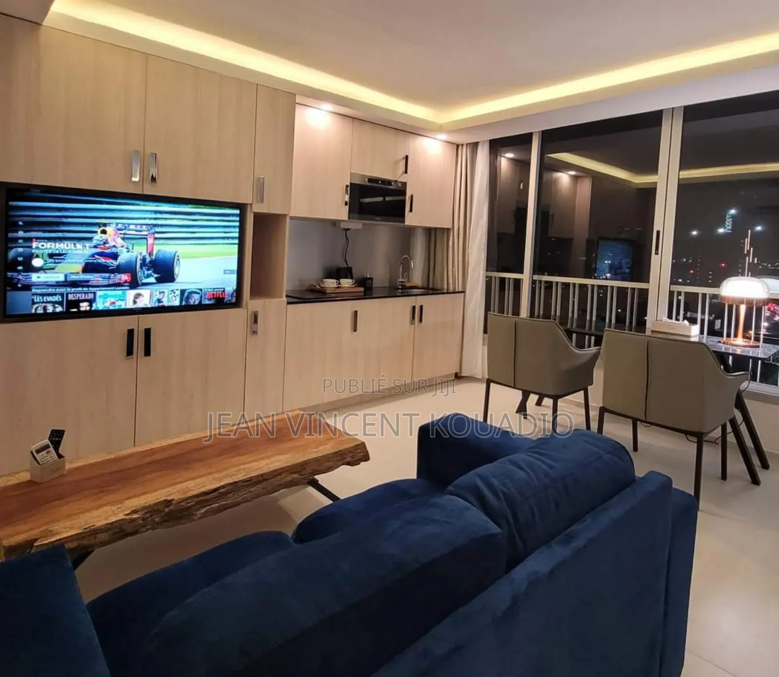 Meublé 5chbre Appartement dans Grand-Bassam à Vendre