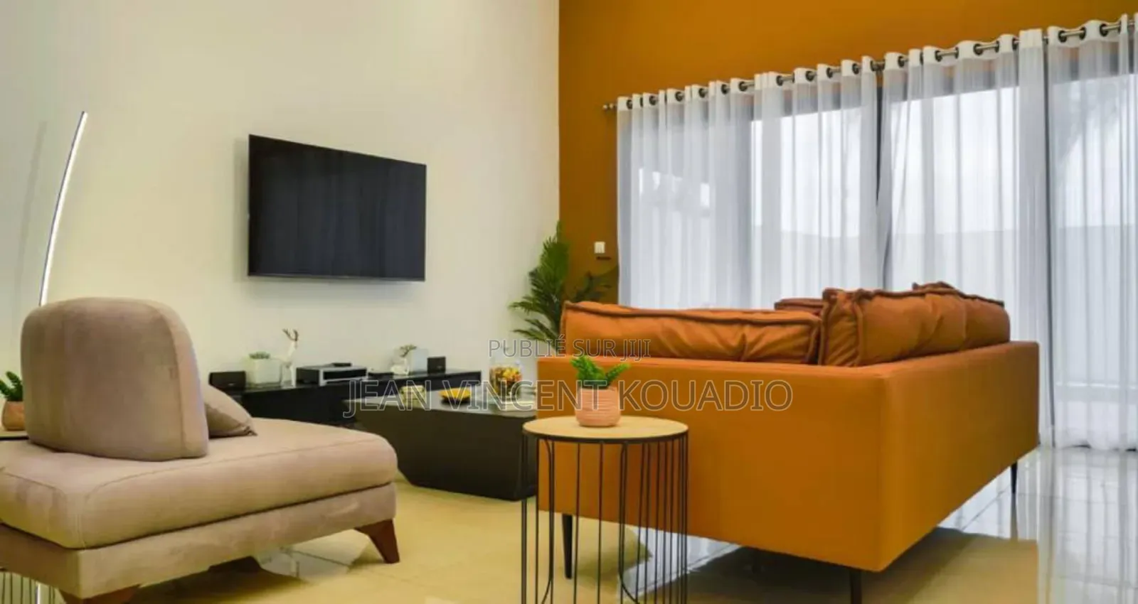 Meublé 5chbre Appartement dans Grand-Bassam à Vendre