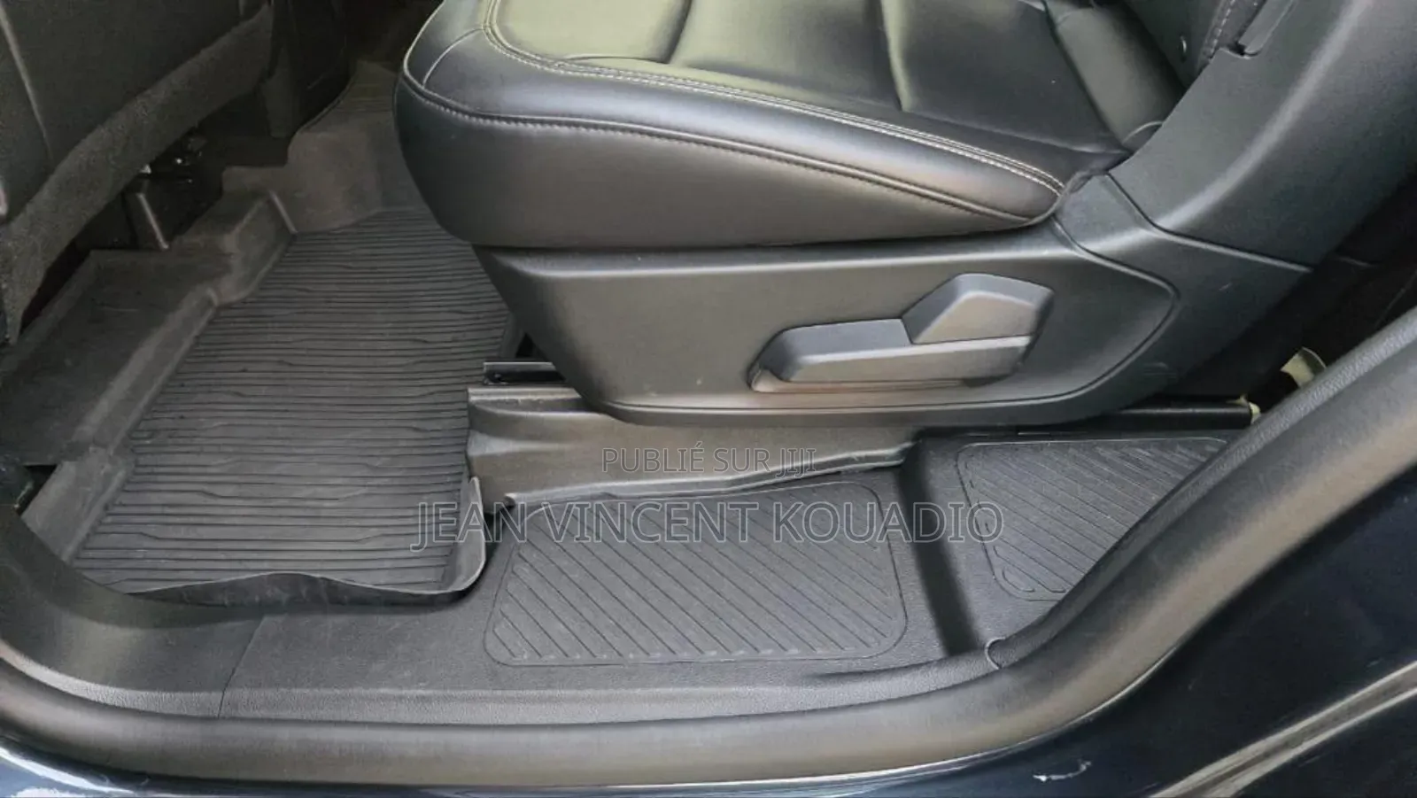 Ford Explorer Active 4WD 2025 Bourgogne