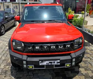 Nouveau Jetour T2 1.5 Hybrid AWD 2025 Rouge