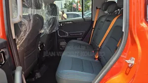 Nouveau Jetour T2 1.5 Hybrid AWD 2025 Rouge