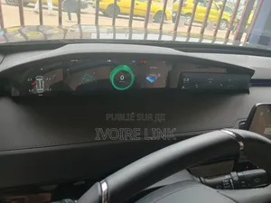 Nouveau Changan UNI-K 2.0 Petrol AWD 2025 Gris