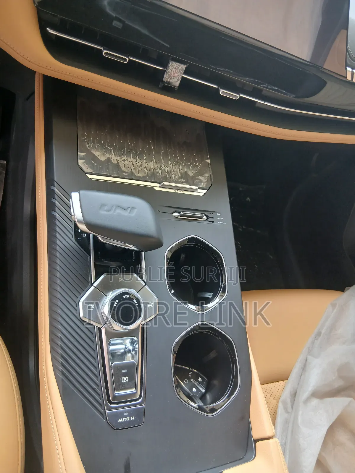 Nouveau Changan UNI-K 2.0 Petrol AWD 2025 Gris