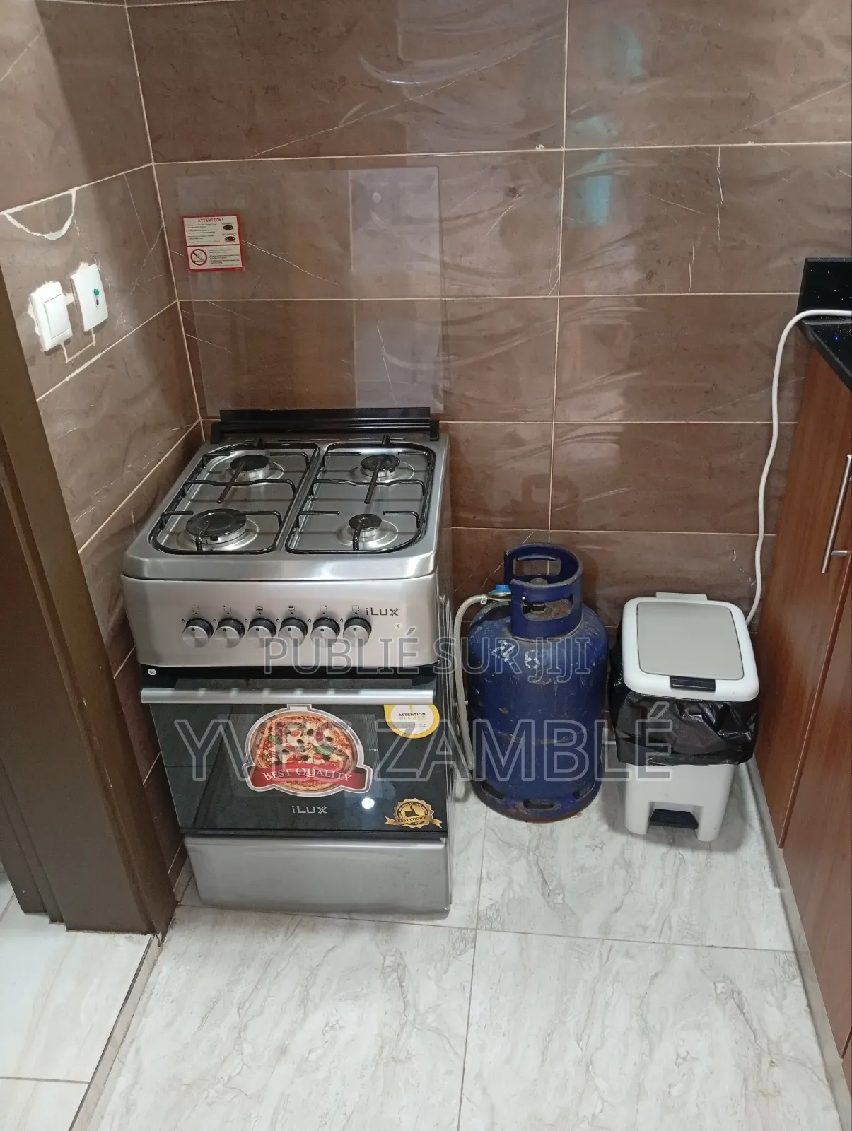 Meublé 1chbre Studio dans Marcory à Louer