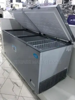 Congélateur Coffre Grand Format en Très Bon État