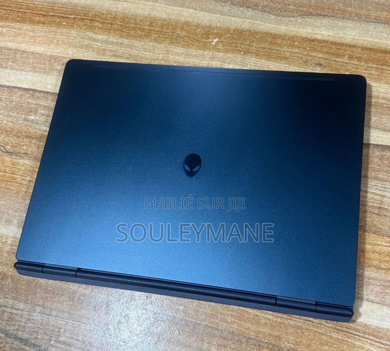Dell Alienware 16 Aurora 16GB Intel Core i7 SSD 512GB