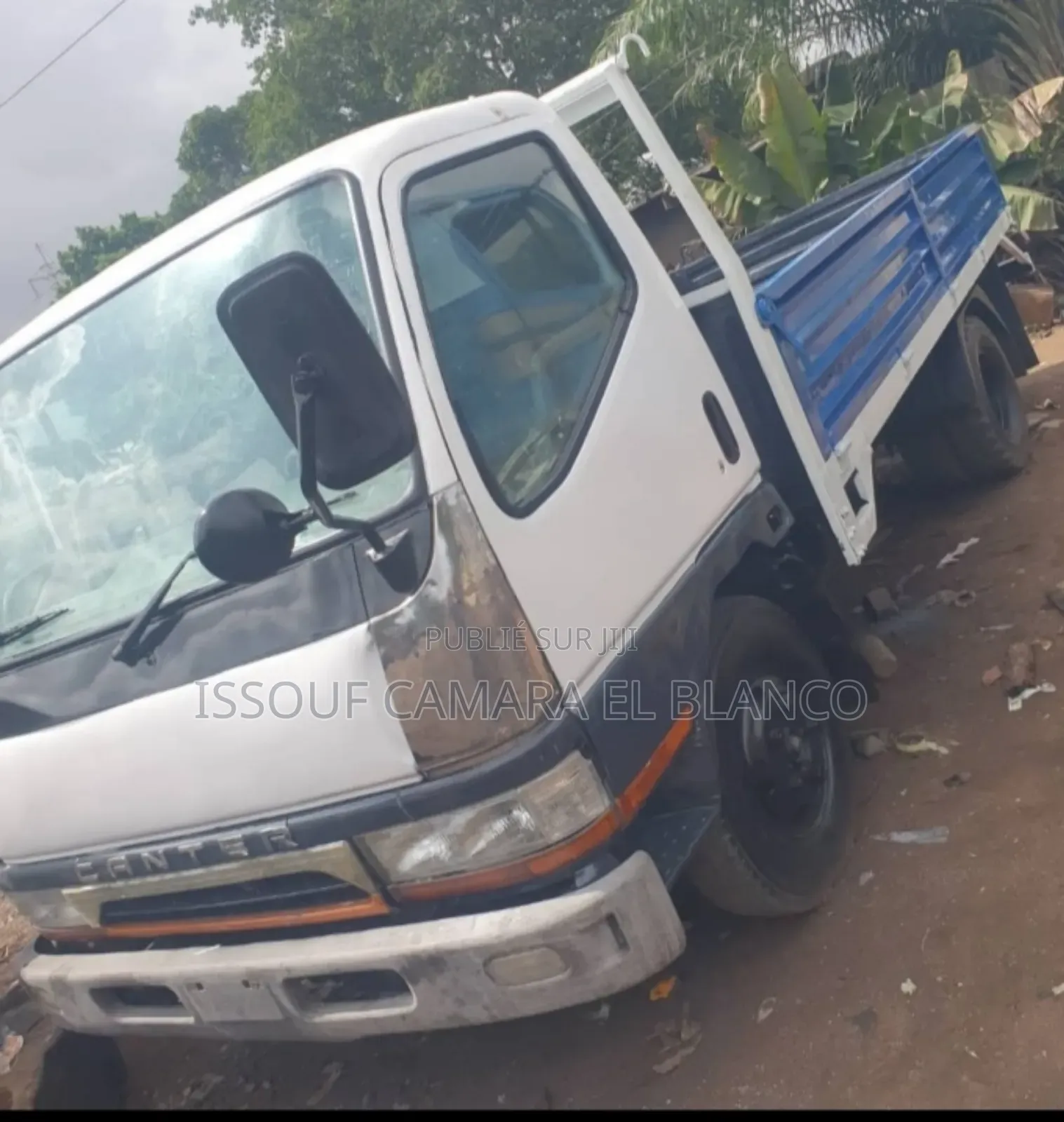 Mitsubishi Fuso Canter 2011 Blanc