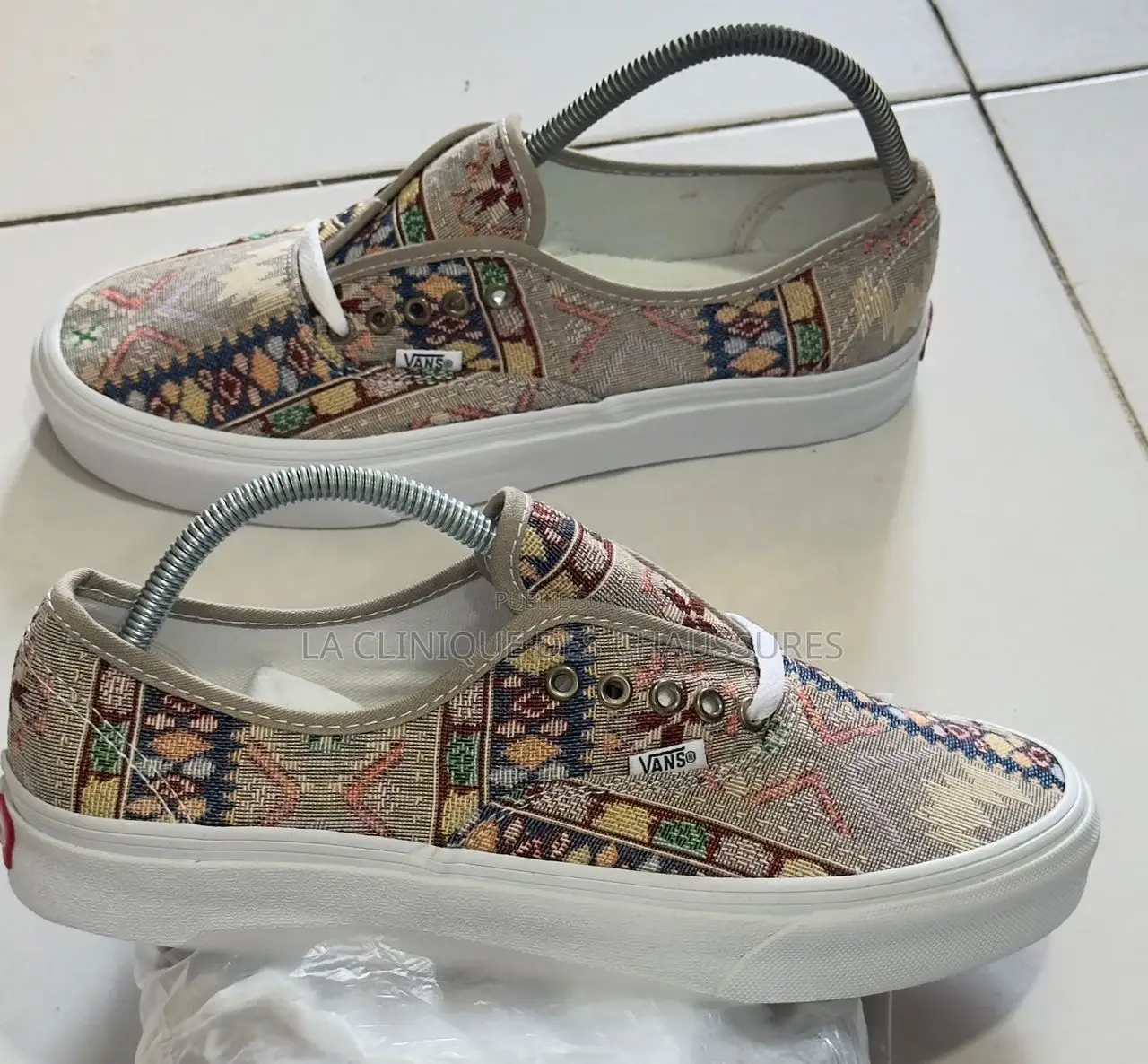 Vans Loh B