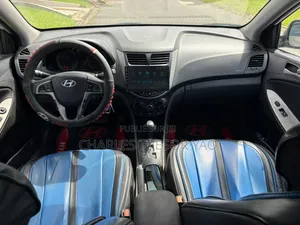 Hyundai Accent 2017 Blanc