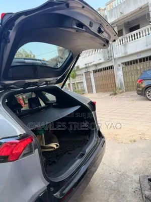 Toyota RAV4 XLE 2021 Argenté