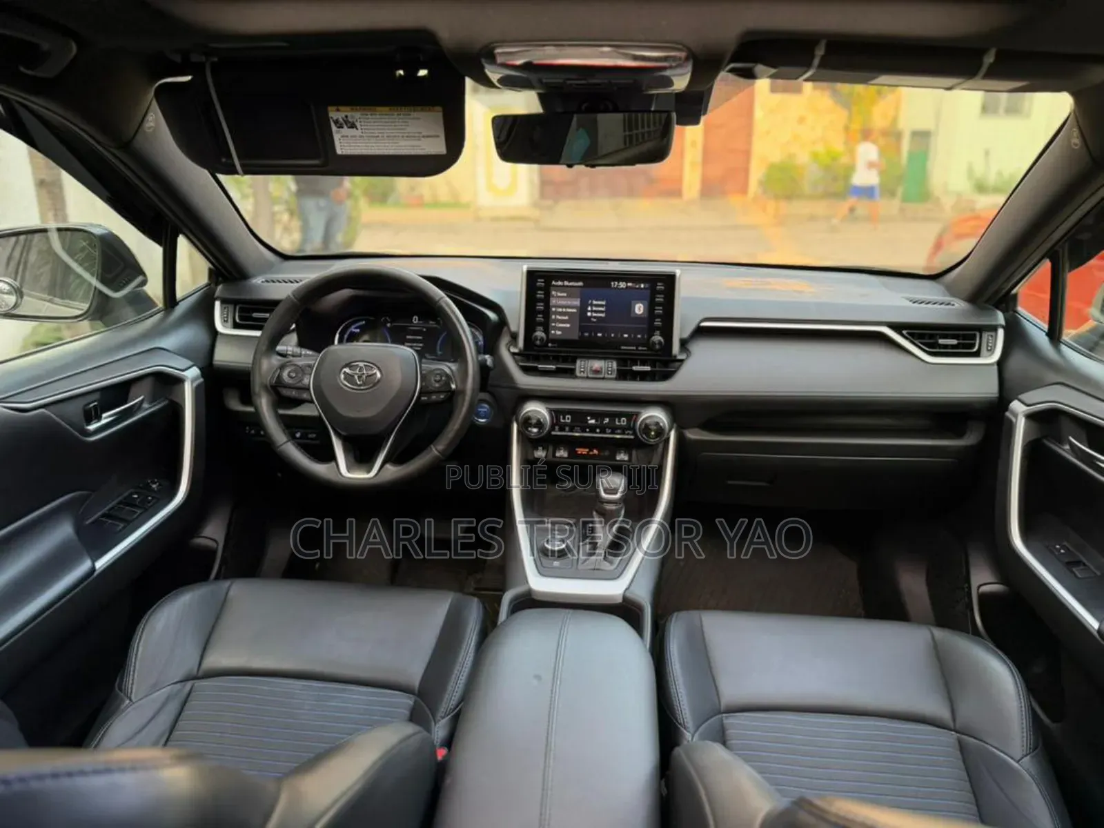 Toyota RAV4 XLE 2021 Argenté