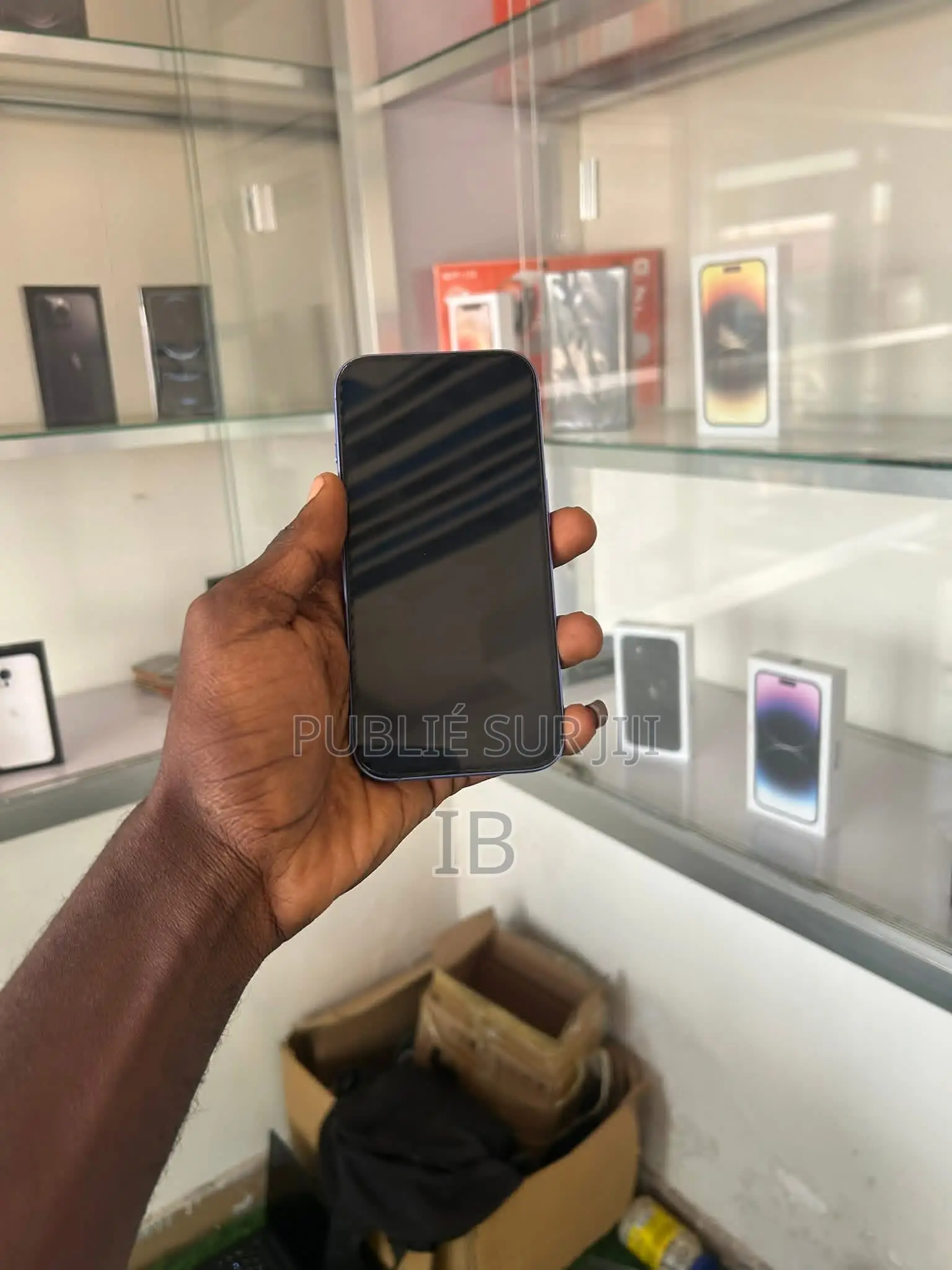 Nouveau Apple iPhone 16 256 GB Bleu