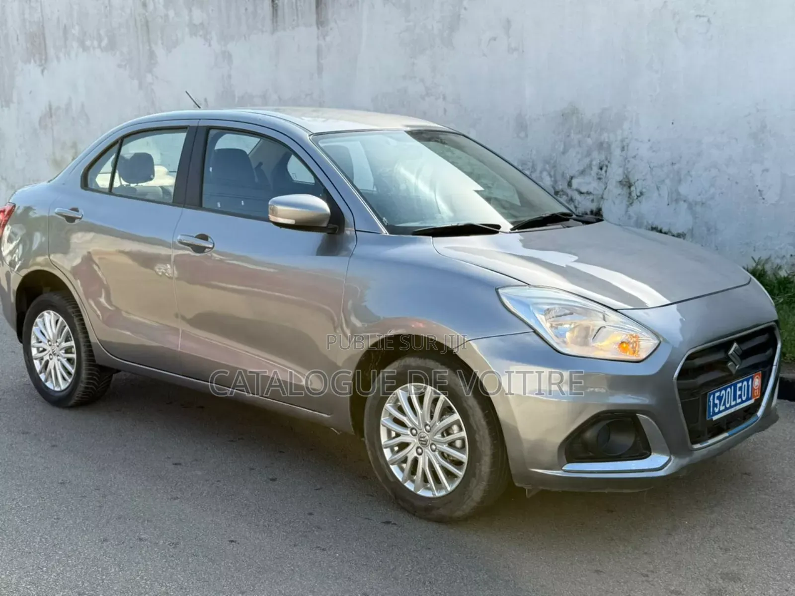 Suzuki Dzire 2023 Gris