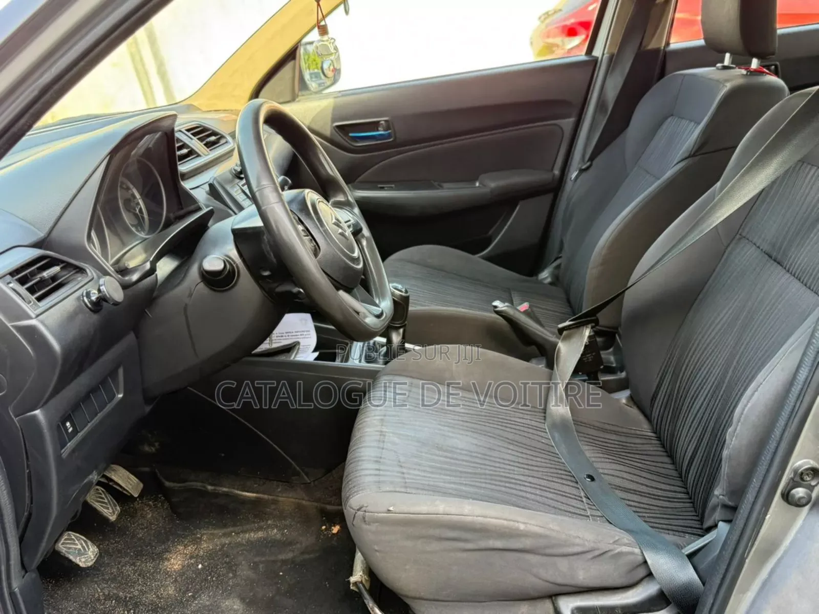 Suzuki Dzire 2023 Gris