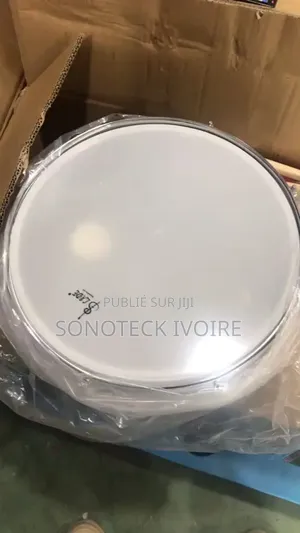 Peau De Caisse Claire