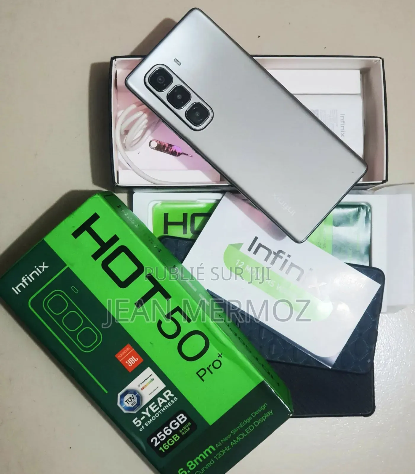 Nouveau Infinix Hot 50 Pro+ 4G 256 GB Doré