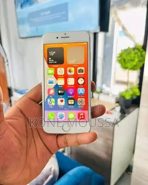 Nouveau Apple iPhone 7 128 GB Blanc