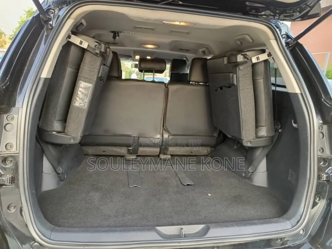 Toyota Fortuner 2020 Noir