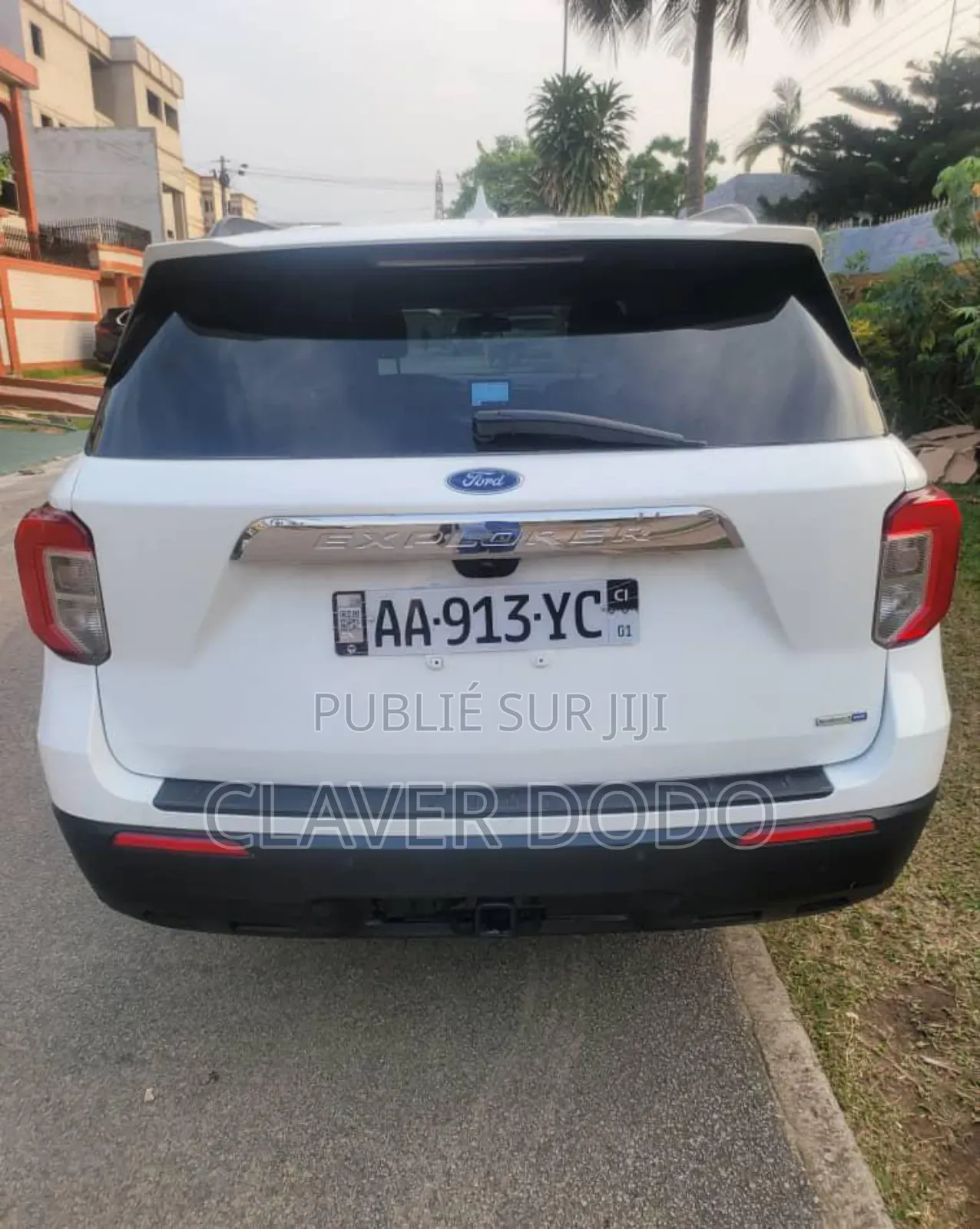 Ford Explorer 2021 Blanc