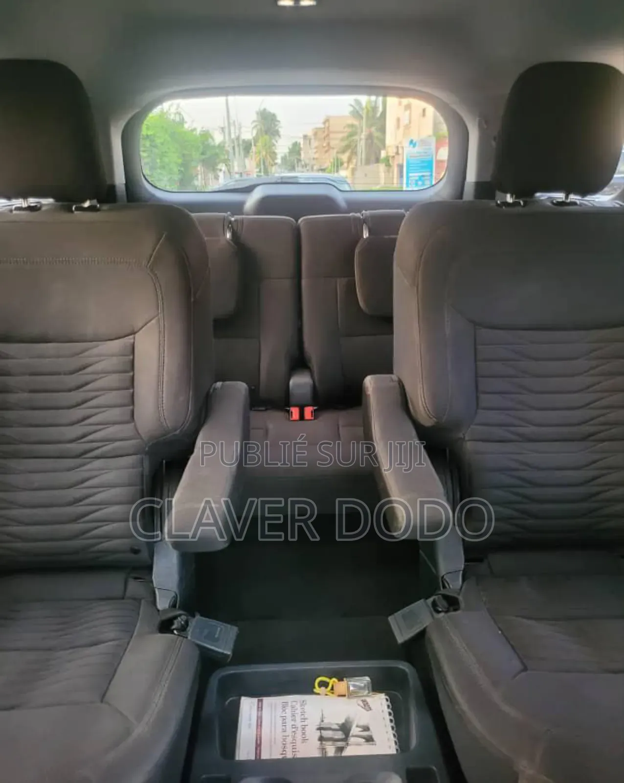 Ford Explorer 2021 Blanc