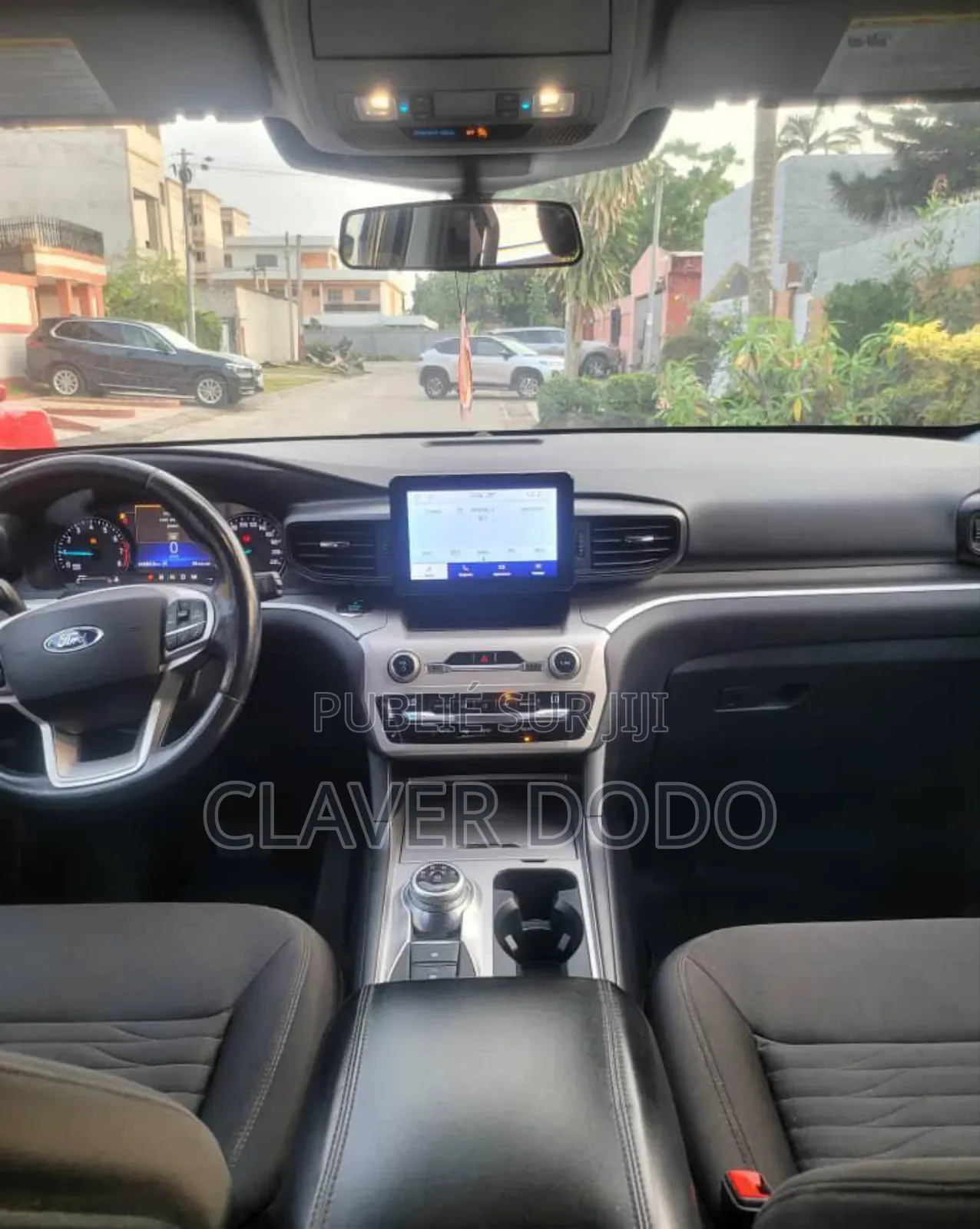 Ford Explorer 2021 Blanc