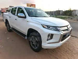 Mitsubishi L200 2022 Blanc