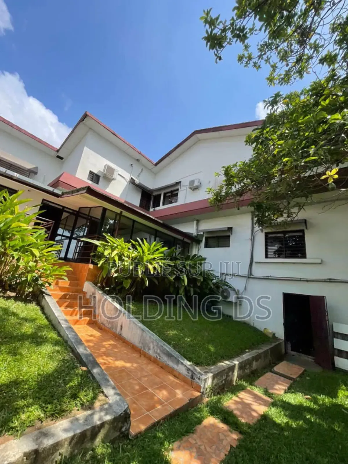 Meublé 7chbre Duplex dans Location Immobilière, Cocody à Louer