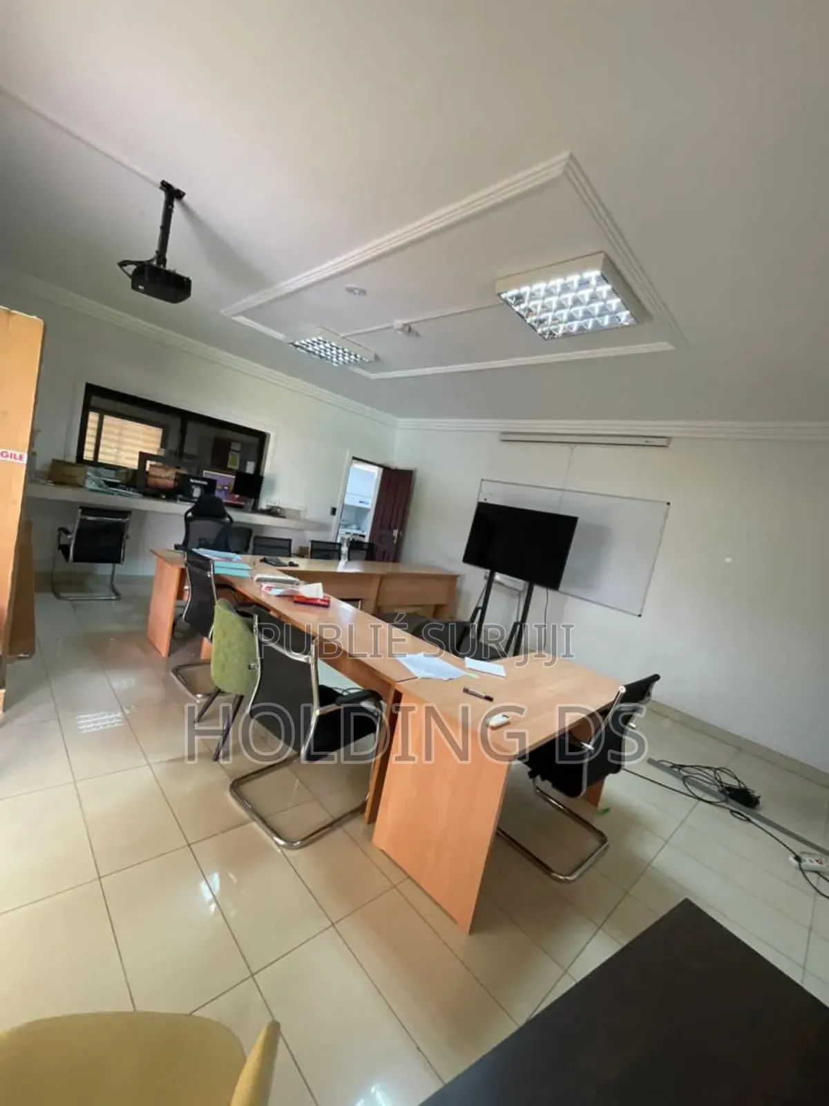 Meublé 7chbre Duplex dans Location Immobilière, Cocody à Louer