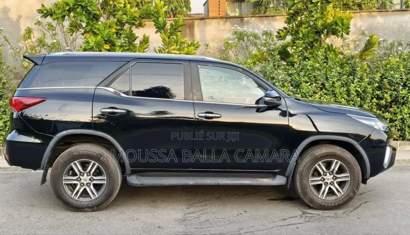 Toyota Fortuner 2021 Noir