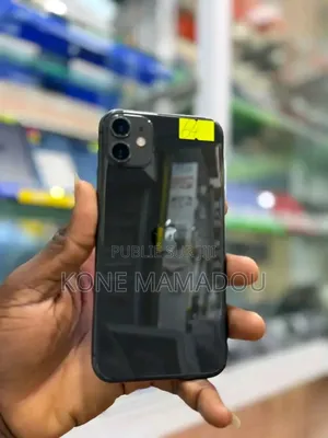 Nouveau Apple iPhone 11 128 GB Noir