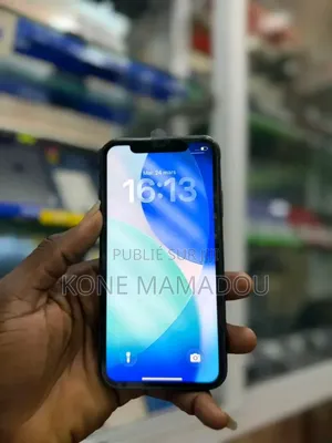 Nouveau Apple iPhone 11 128 GB Noir