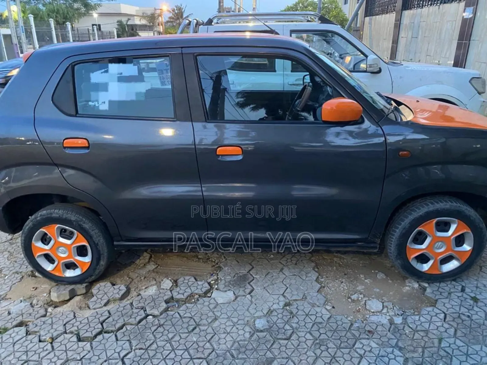 Suzuki S-Presso 2024 Orange