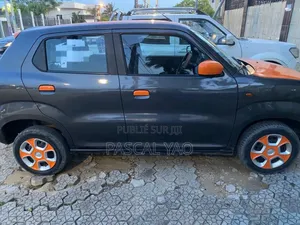 Suzuki S-Presso 2024 Orange