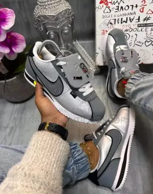 Nike Cortez « All Petals United