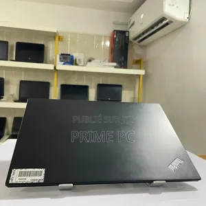 Ordinateur portable Lenovo Thinkpad T490s 16GB Intel Core i7 SSD 256GB