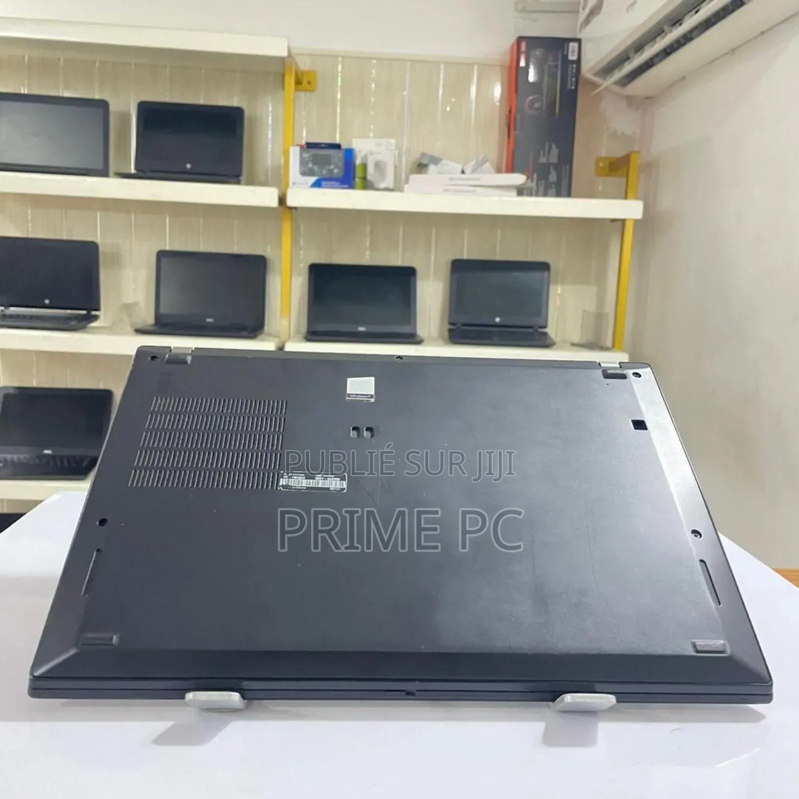 Ordinateur portable Lenovo Thinkpad T490s 16GB Intel Core i7 SSD 256GB