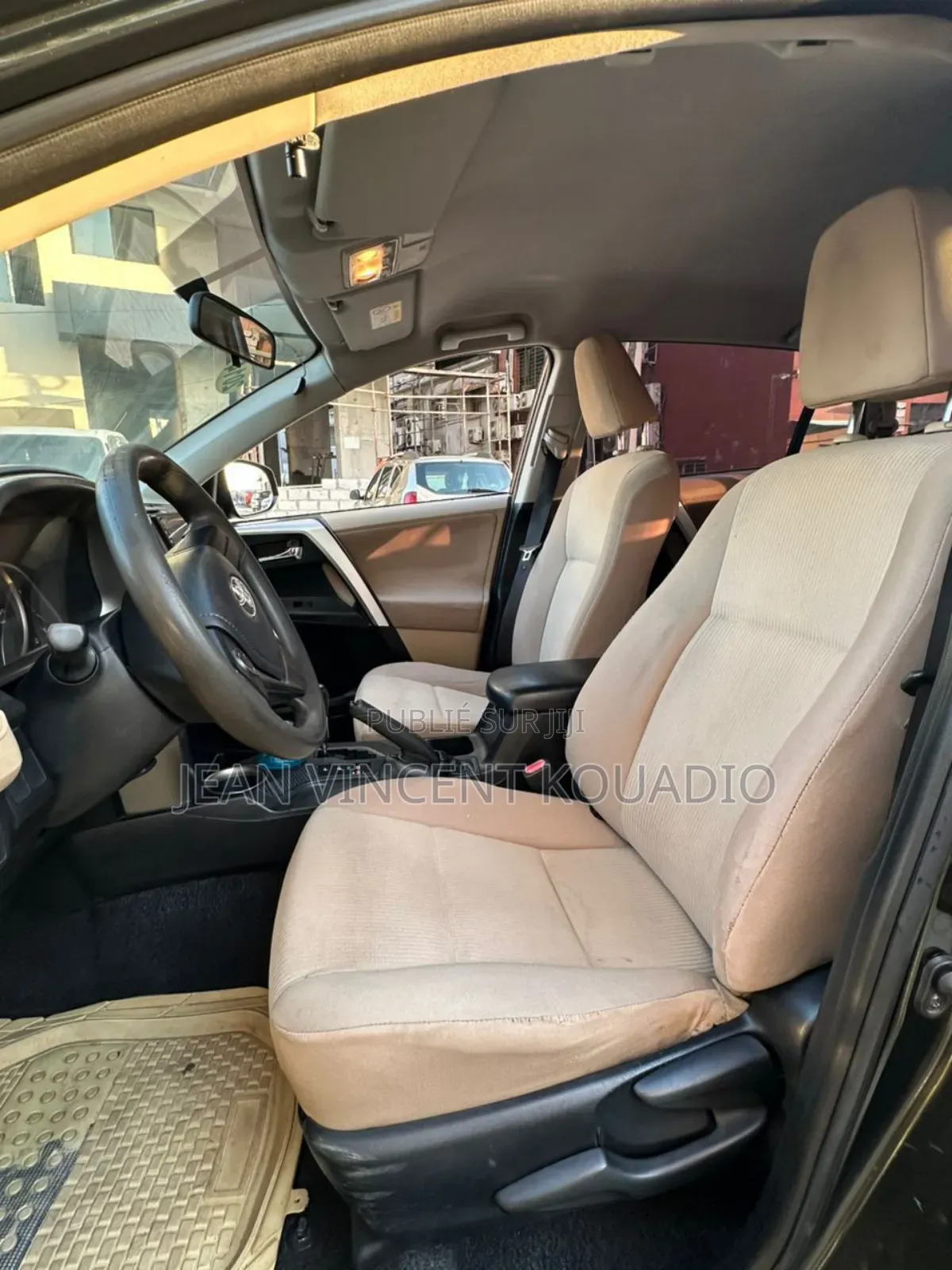 Toyota RAV4 LE 4dr SUV (2.5L 4cyl 6A) 2014 Noir