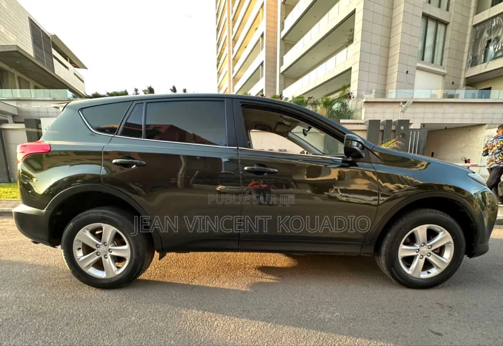 Toyota RAV4 LE 4dr SUV (2.5L 4cyl 6A) 2014 Noir