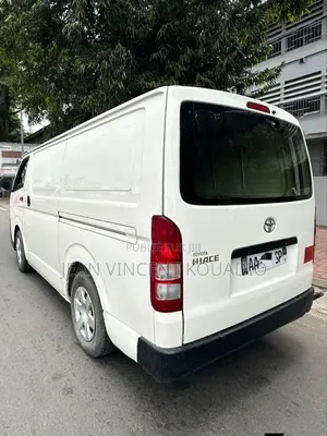 Toyota HiAce 2021 Blanc