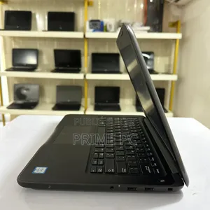 Ordinateur portable Dell Latitude 3380 4GB Intel Core i3 SSD 128GB